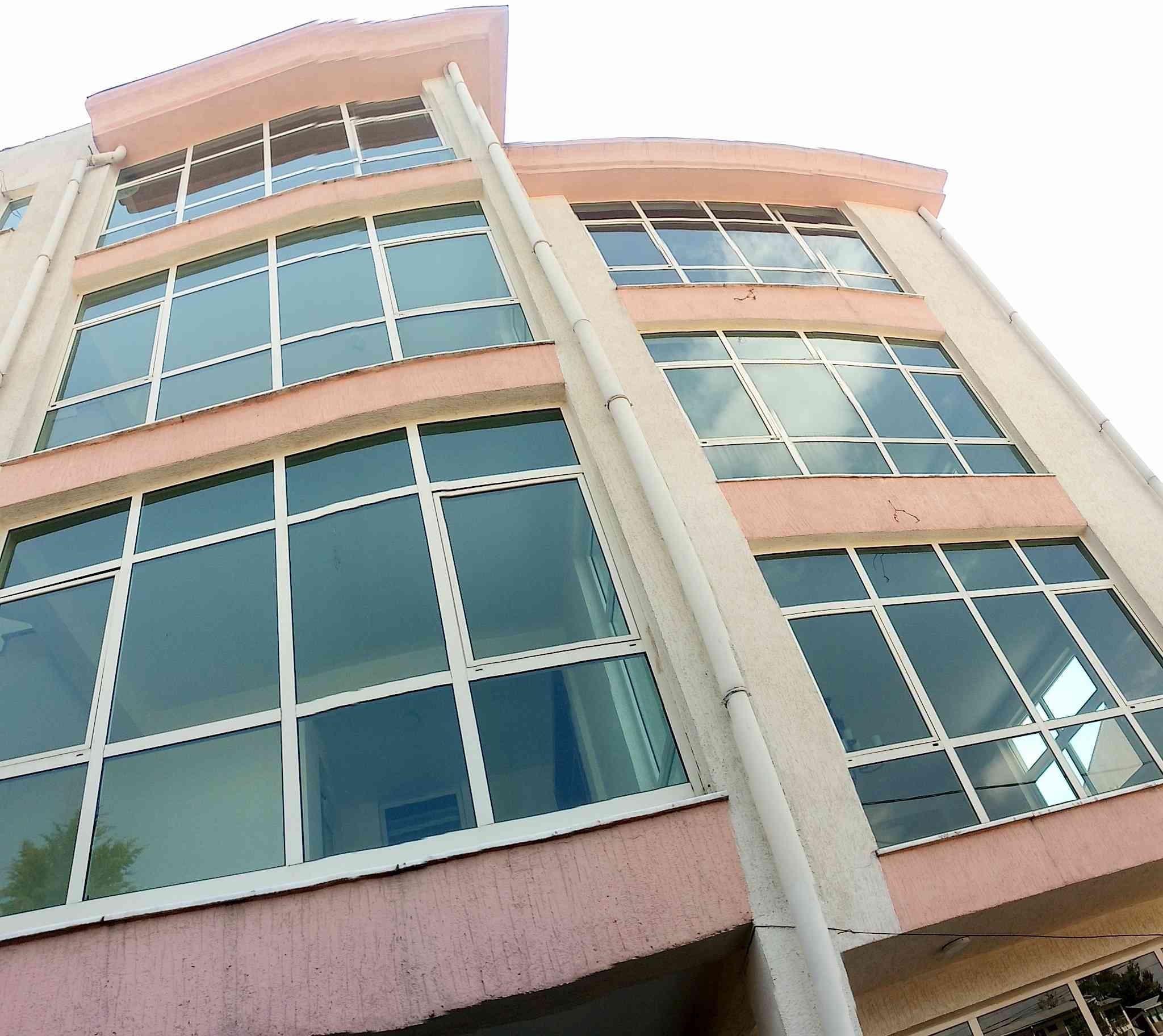 16 Bedroom G+3 Building in Addis Ababa Around Global For Rent