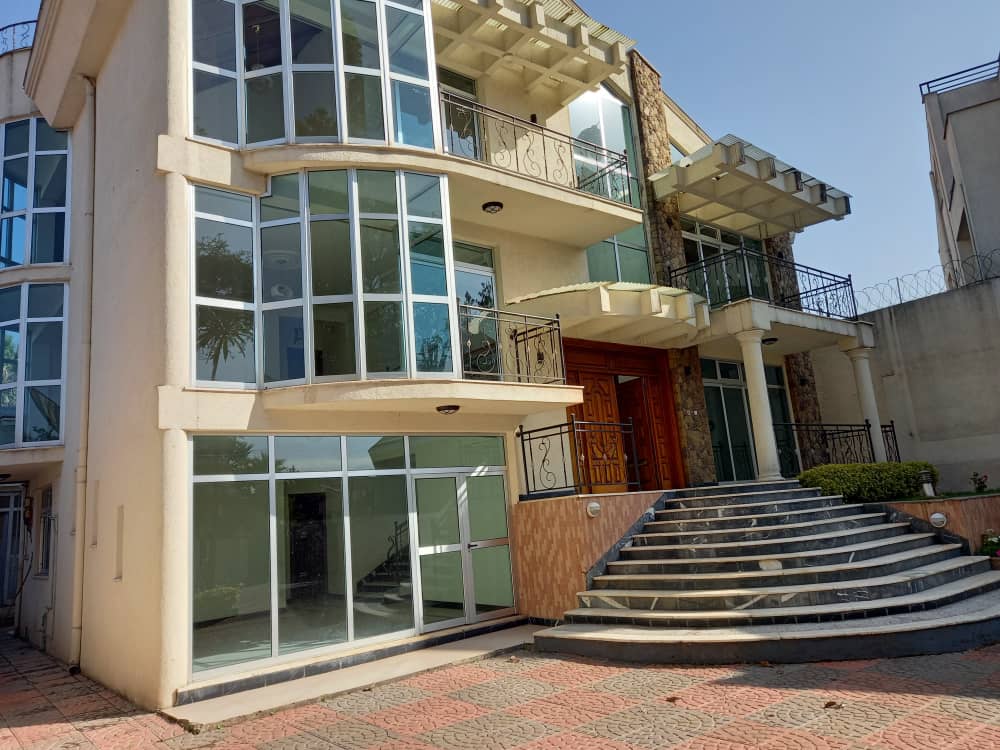 5 Bedroom House For Rent in Addis Ababa, Old Airport
